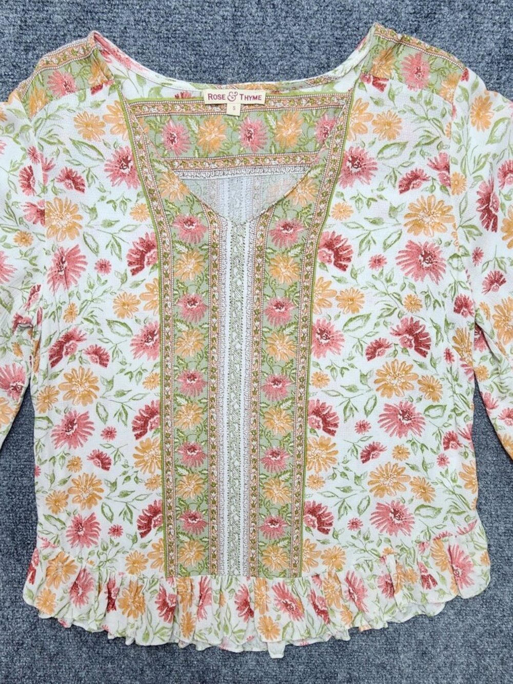 Rose & Thyme Boho Floral Pullover Blouse 3/4 Bell Sleeve V-Neck Ruffle Small S